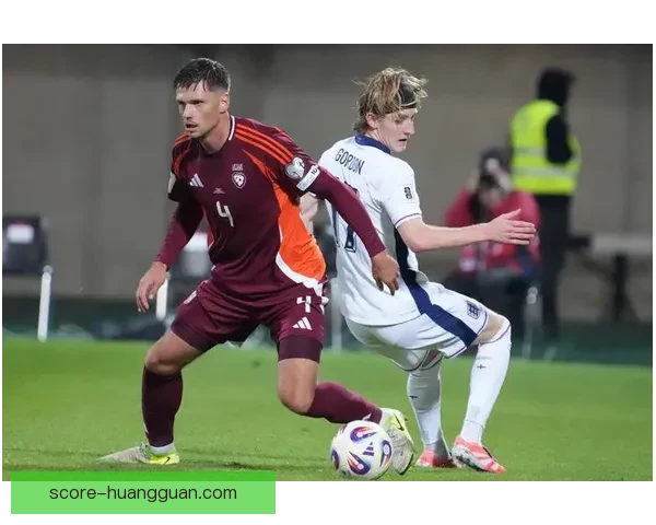 皇冠官网：探索全球顶级品牌的奢华魅力与独特购物体验